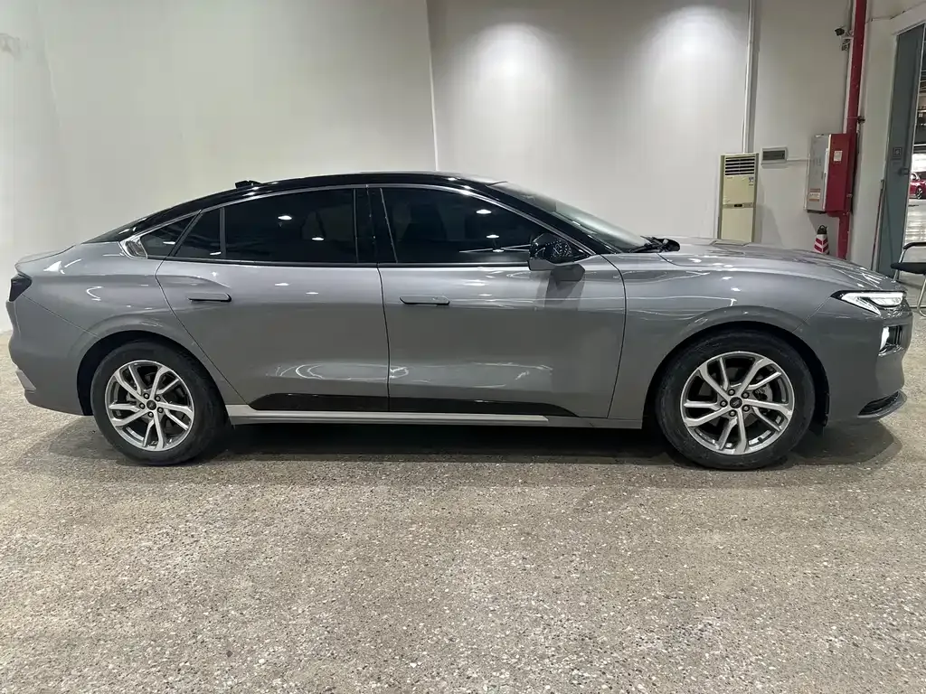 Ford Mondeo 2023 из CN, фото 4