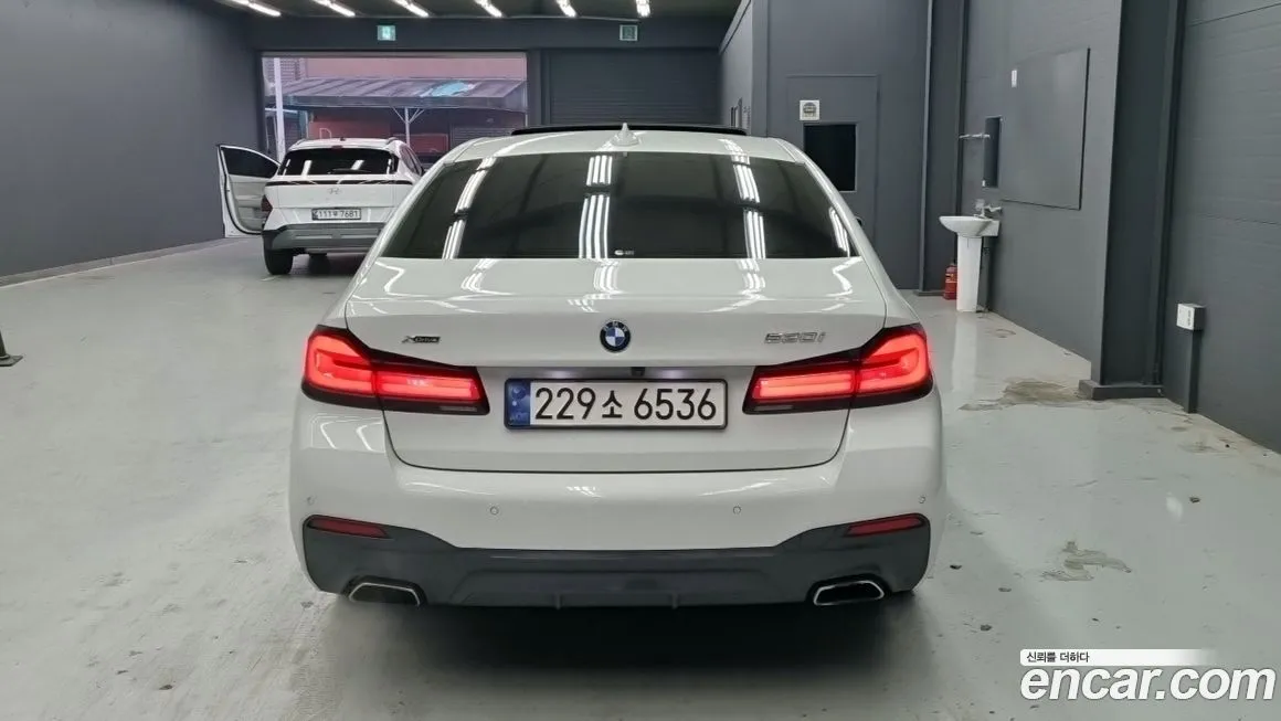 BMW 5-Series 2021 из KR, фото 7