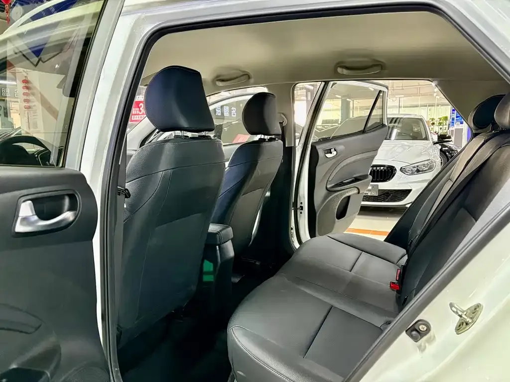 Kia KX1 2022 из CN, фото 7