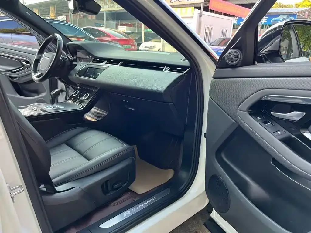 Land Rover Evoque 2022 из CN, фото 4