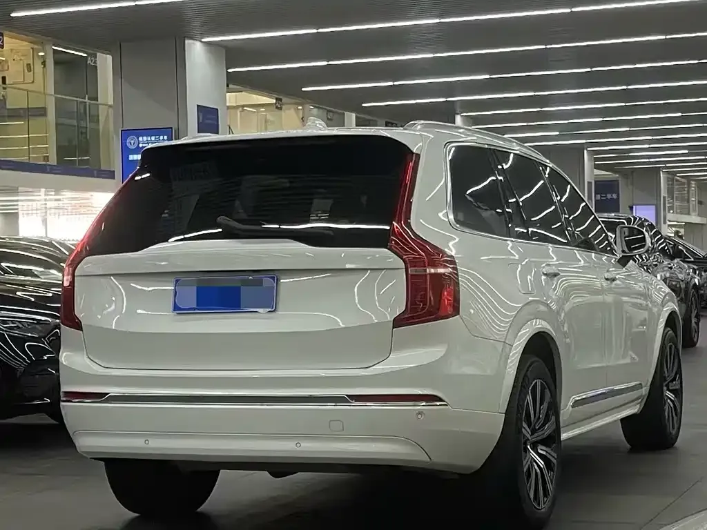 Volvo XC90 — фото 4