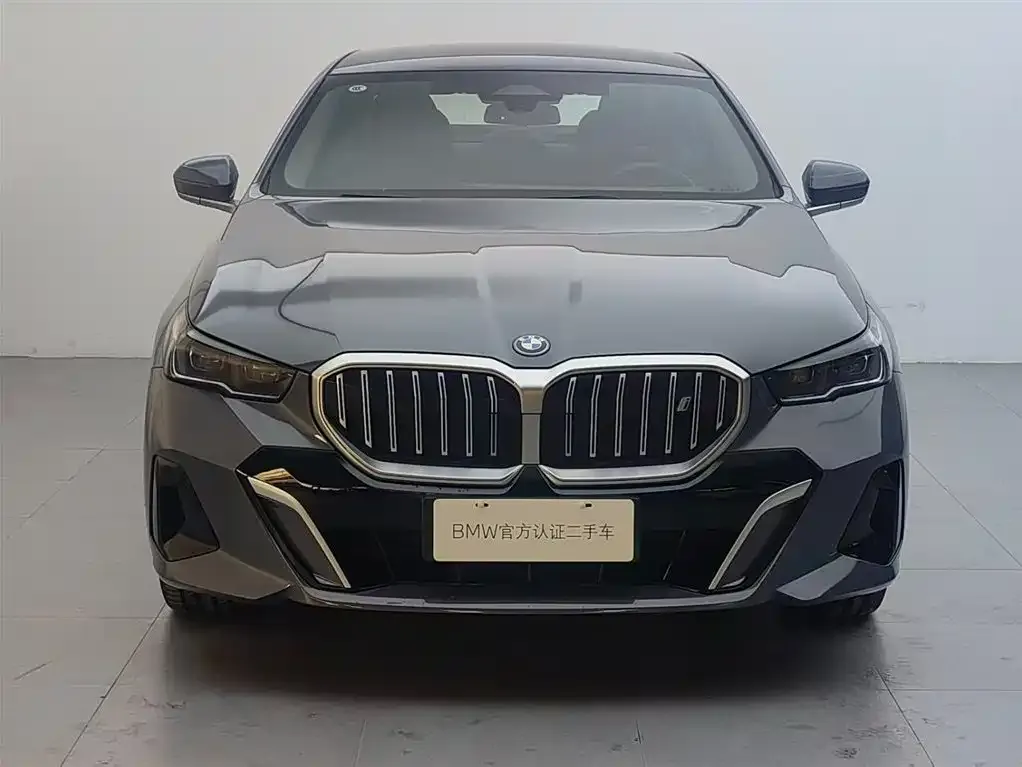 BMW i5 2025 из CN, фото 4