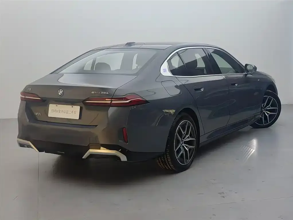 BMW i5 2025 из CN, фото 7