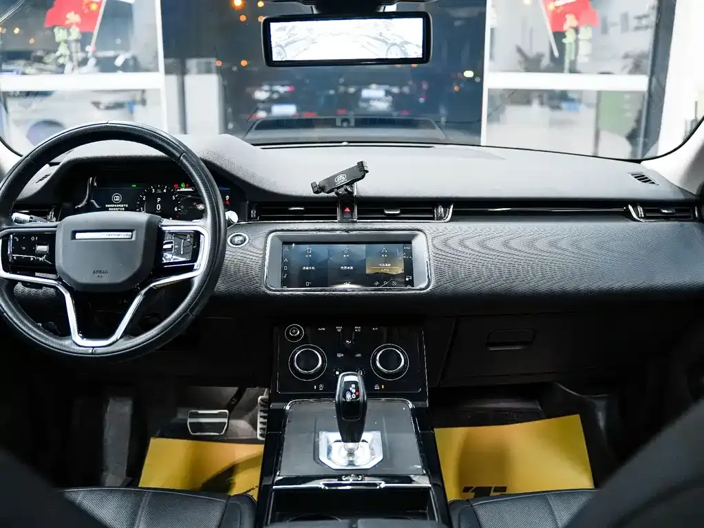 Land Rover Evoque 2023 из CN, фото 6
