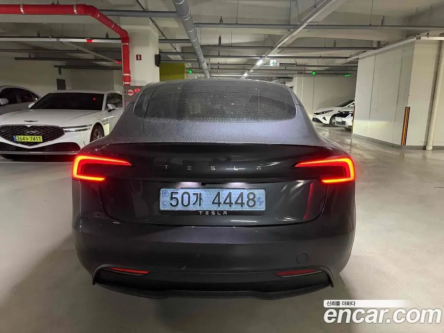 Tesla Model 3 2025 из KR, фото 2