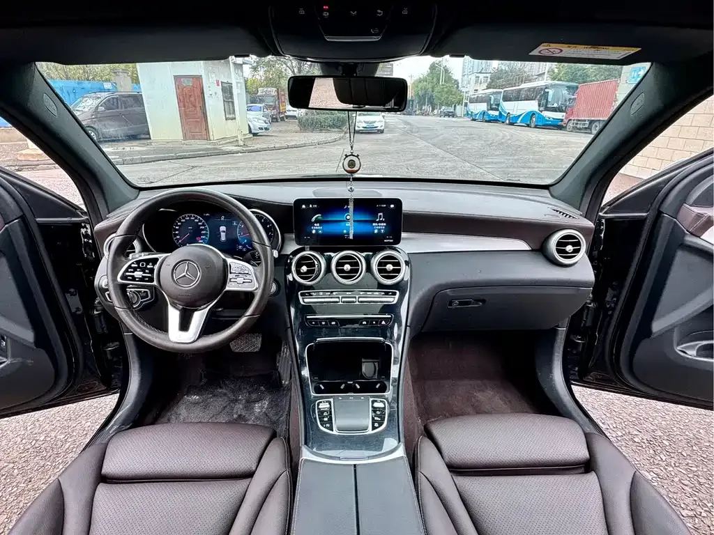 Mercedes-Benz GLC 2021 из CN, фото 10