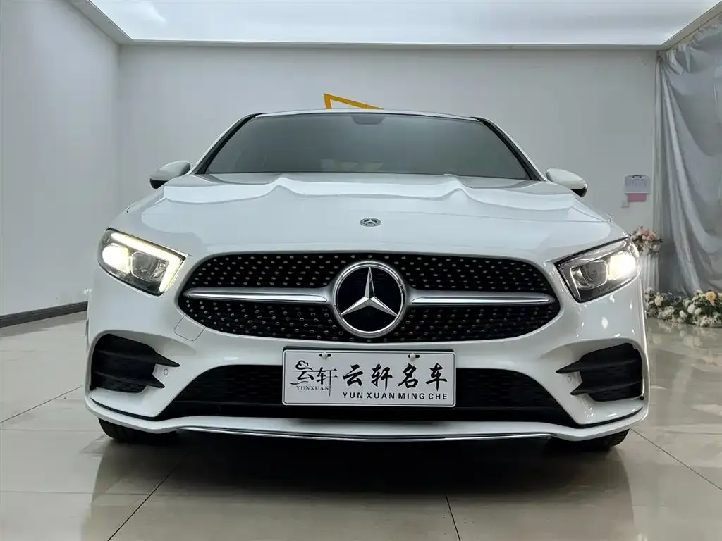 Mercedes-Benz A-Class 2023 из CN, фото 2