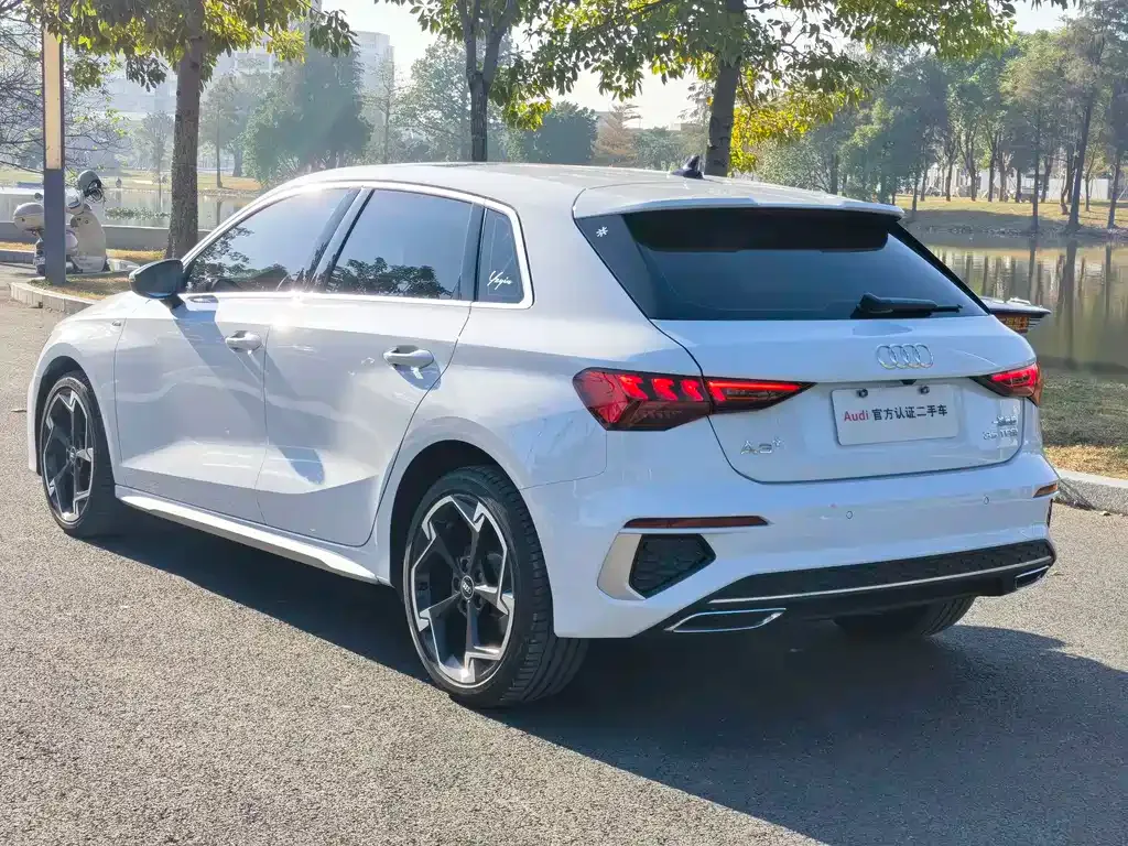 Audi A3 2024 из CN, фото 8