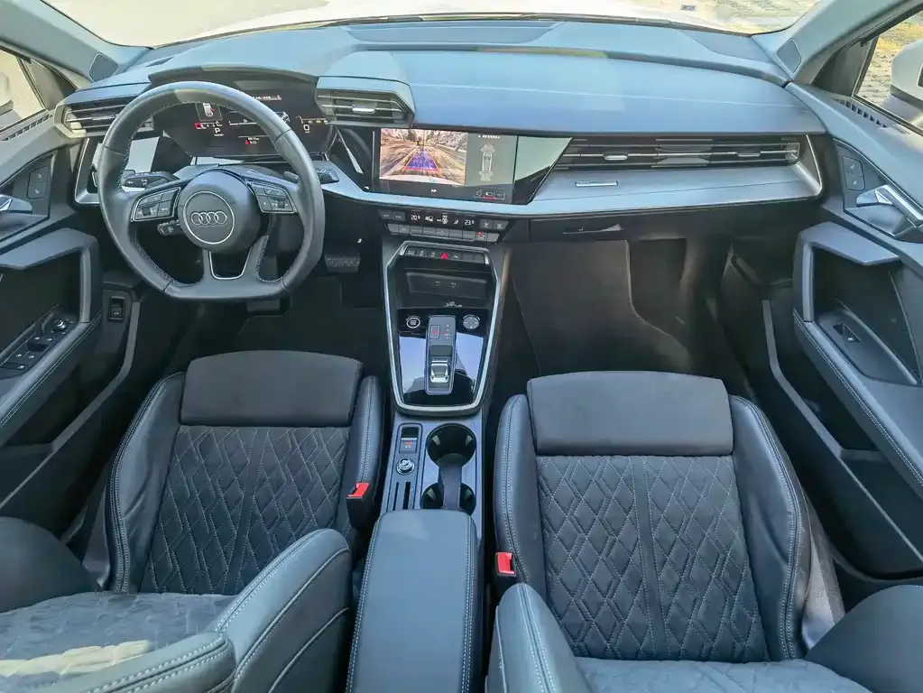 Audi A3 2024 из CN, фото 5