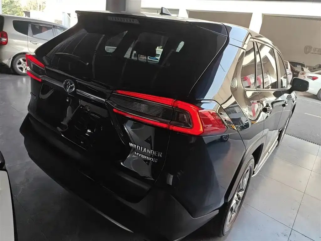 Toyota Wildlander 2022 из CN, фото 7
