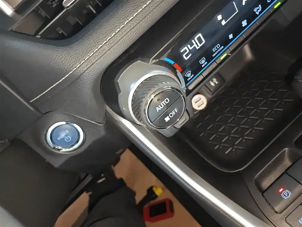 Toyota Wildlander 2022 из CN, фото 9