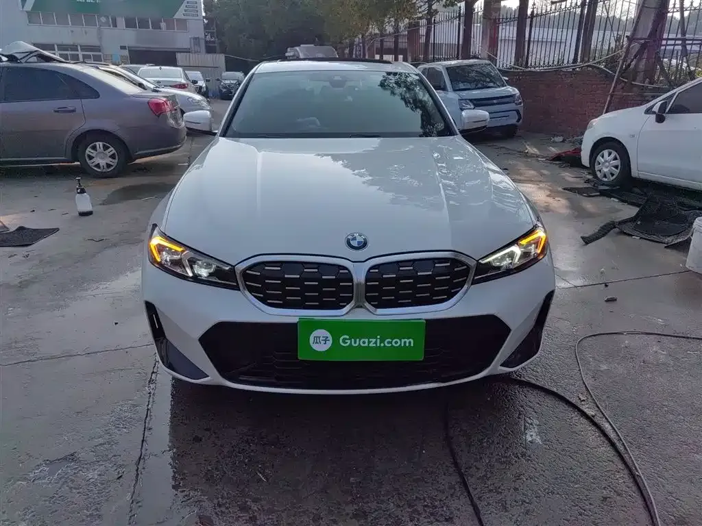 BMW 3 Series 2023 из CN, фото 9