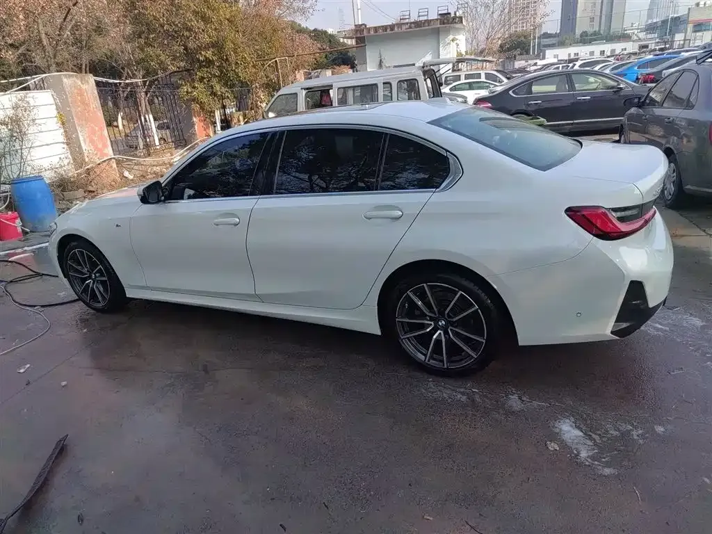 BMW 3 Series 2023 из CN, фото 10