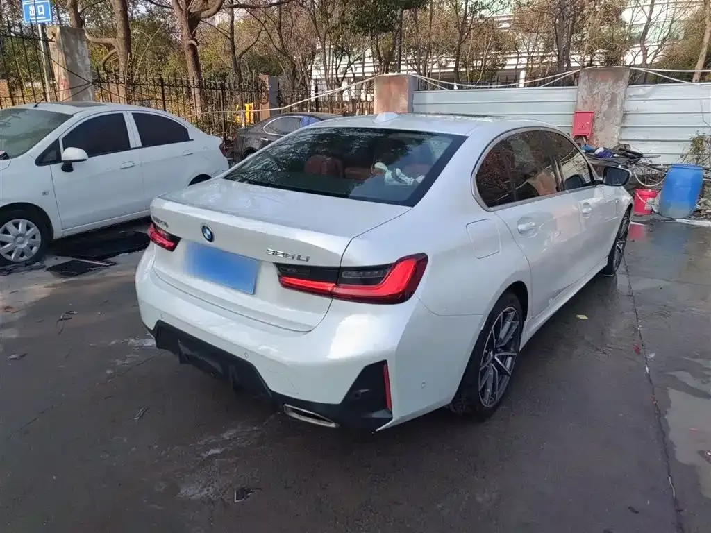 BMW 3 Series 2023 из CN, фото 6