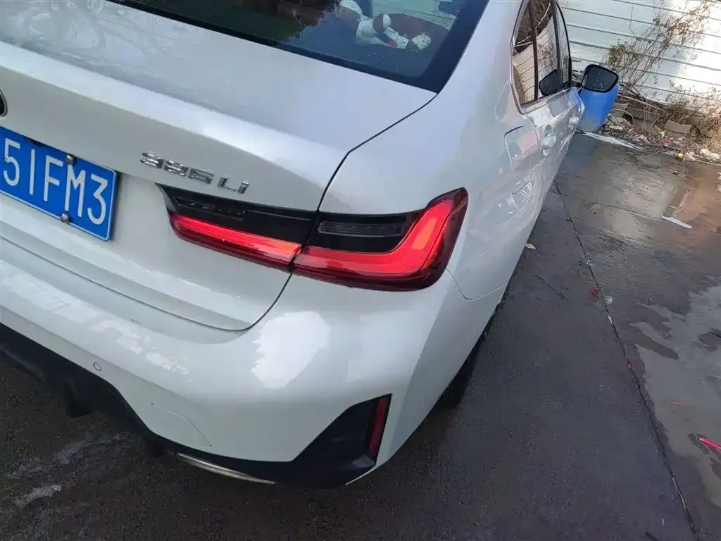 BMW 3 Series 2023 из CN, фото 3