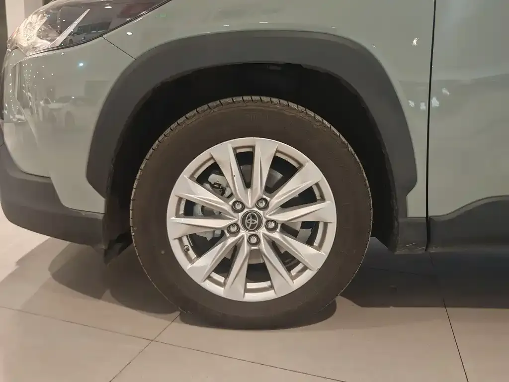 Toyota Corolla Cross 2023 из CN, фото 4
