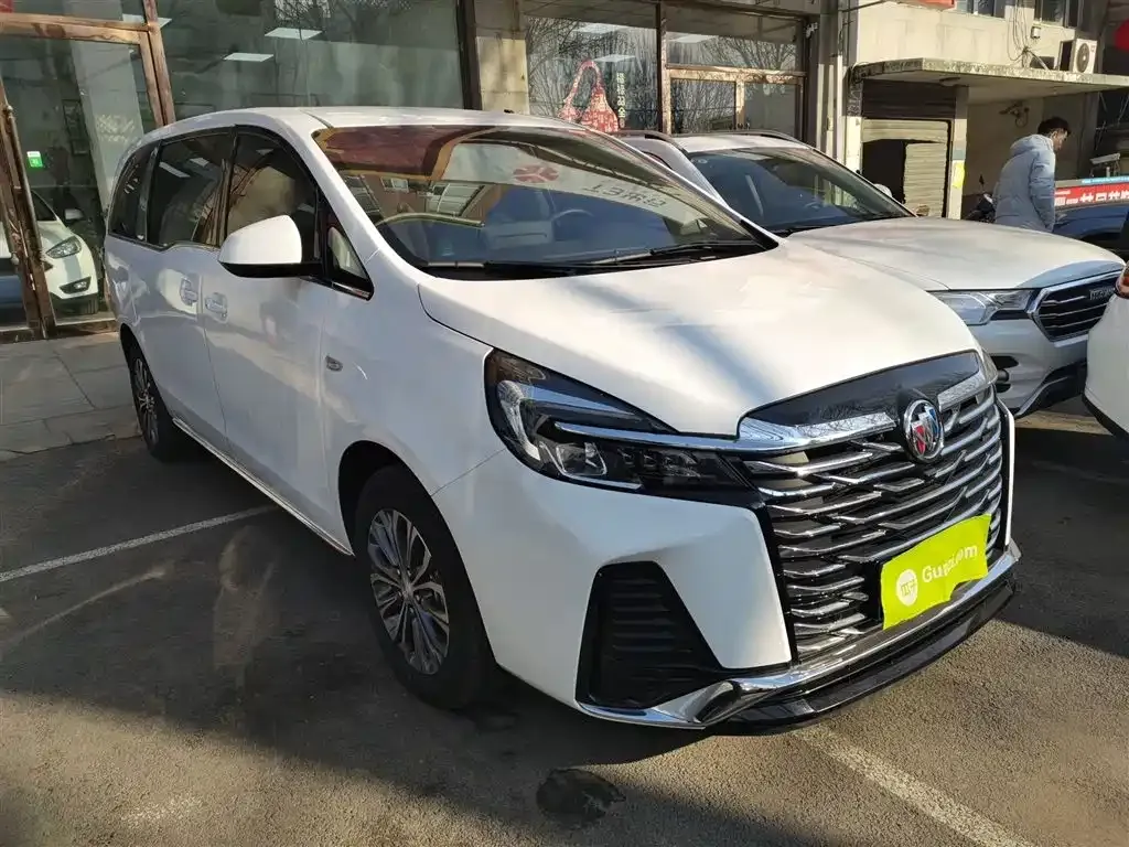 Buick GL8 2023 из CN, фото 9
