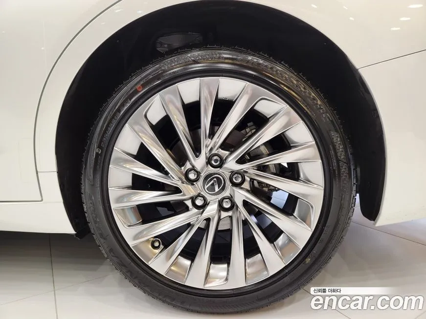 Lexus ES 2026 из KR, фото 6