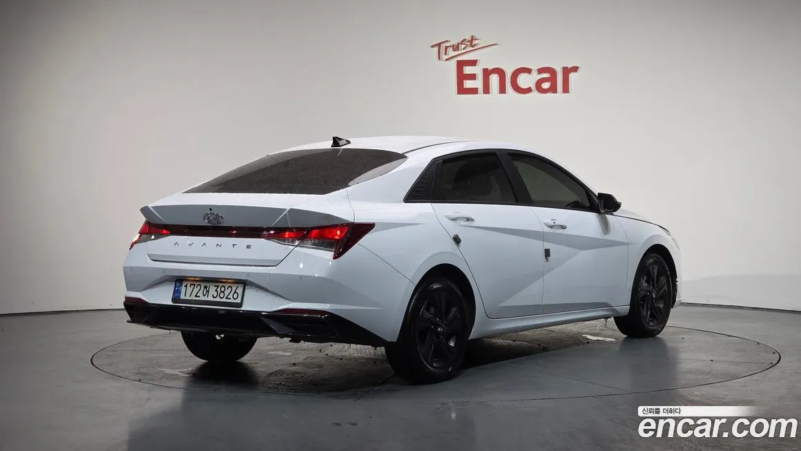 Hyundai AVANTE 2023 из KR, фото 2