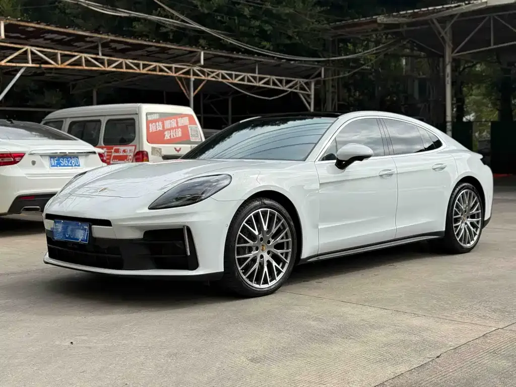 Porsche Panamera 2024 из CN, фото 1