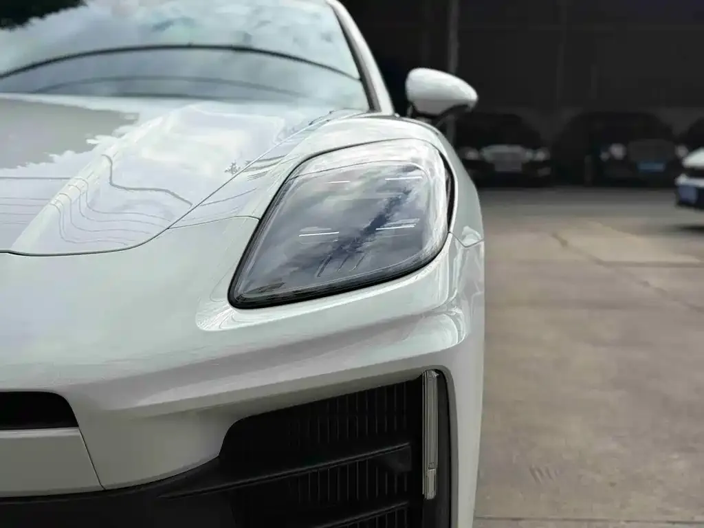 Porsche Panamera 2024 из CN, фото 2