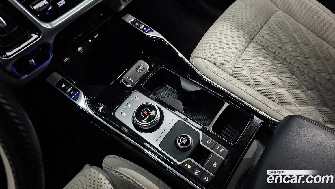 Kia Sorento 2023 из KR, фото 3