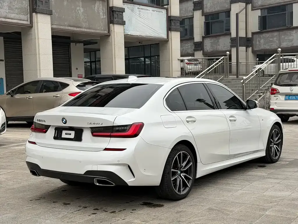 BMW 3 Series 2021 из CN, фото 7