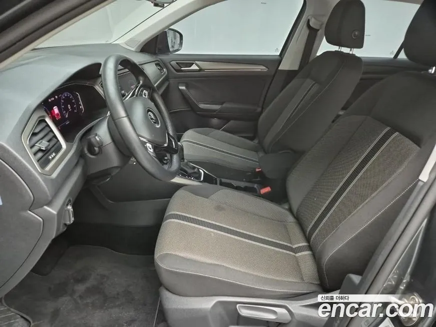 Volkswagen T-Roc 2021 из KR, фото 9