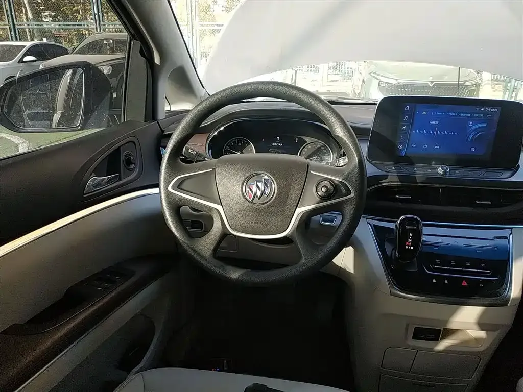 Buick GL8 2023 из CN, фото 6