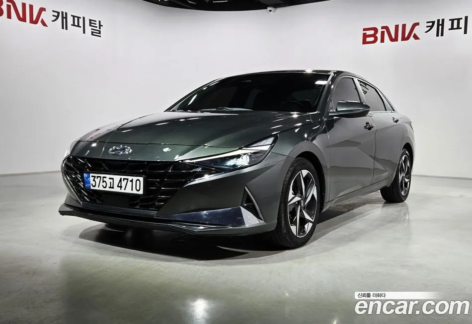 Hyundai AVANTE — фото 1