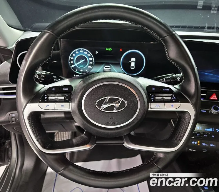 Hyundai AVANTE — фото 9