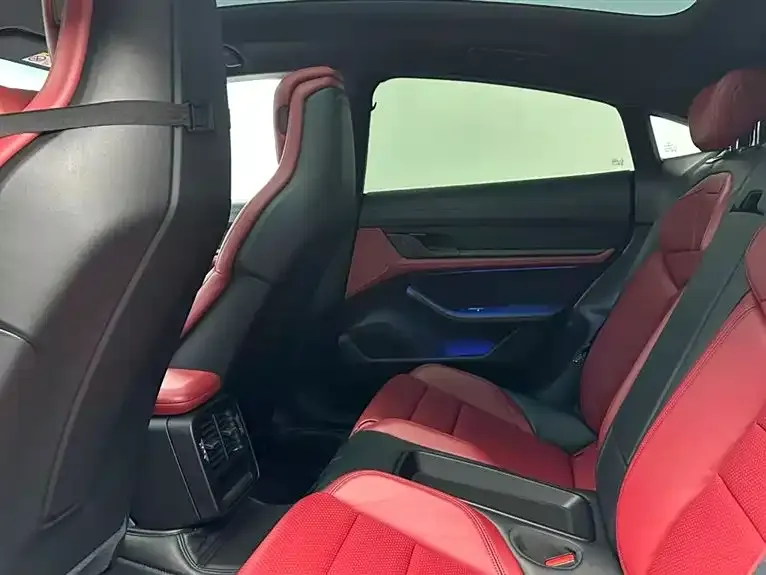 Porsche Taycan 2021 из CN, фото 6