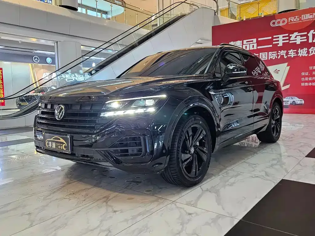 Volkswagen Touareg 2023 из CN, фото 1
