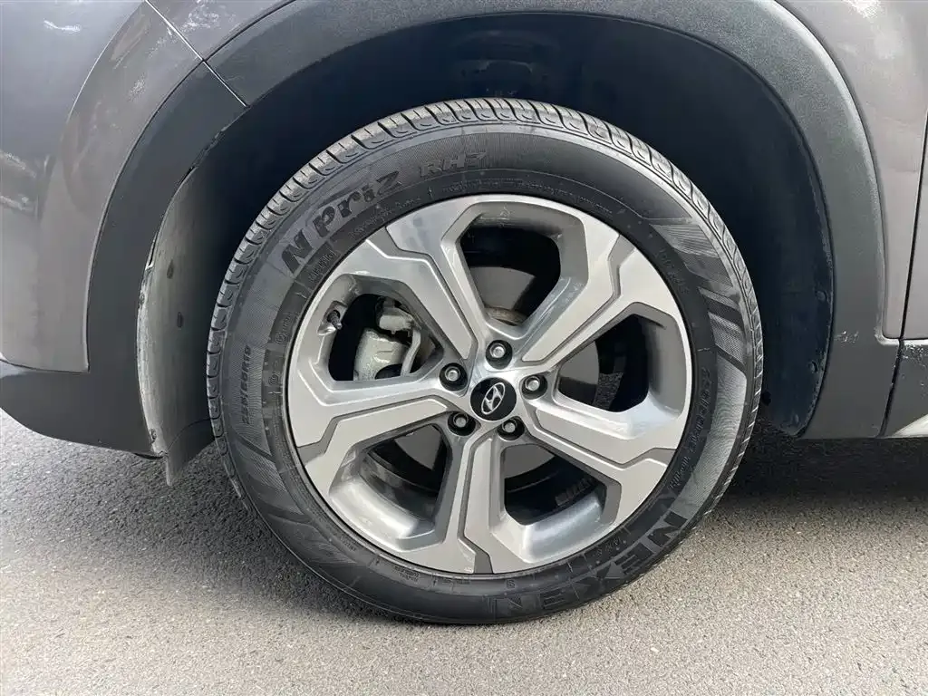 Hyundai Santa Fe 2022 из CN, фото 2