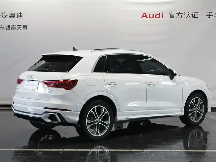 Audi Q3 — фото 9