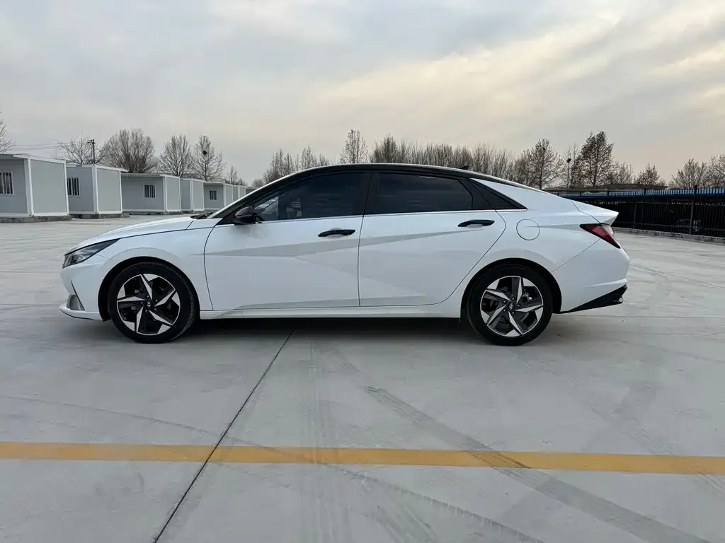 Hyundai Elantra 2021 из CN, фото 8