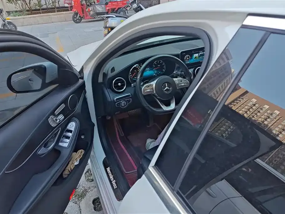 Mercedes-Benz C-Class 2021 из CN, фото 3