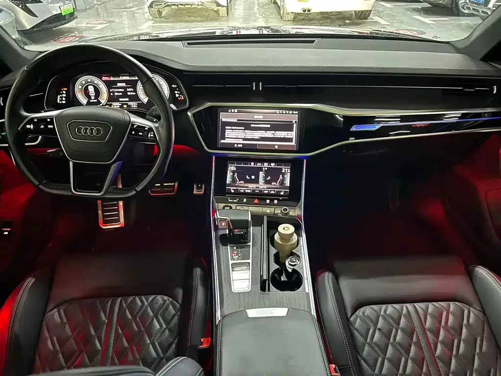 Audi A6L 2025 из CN, фото 3