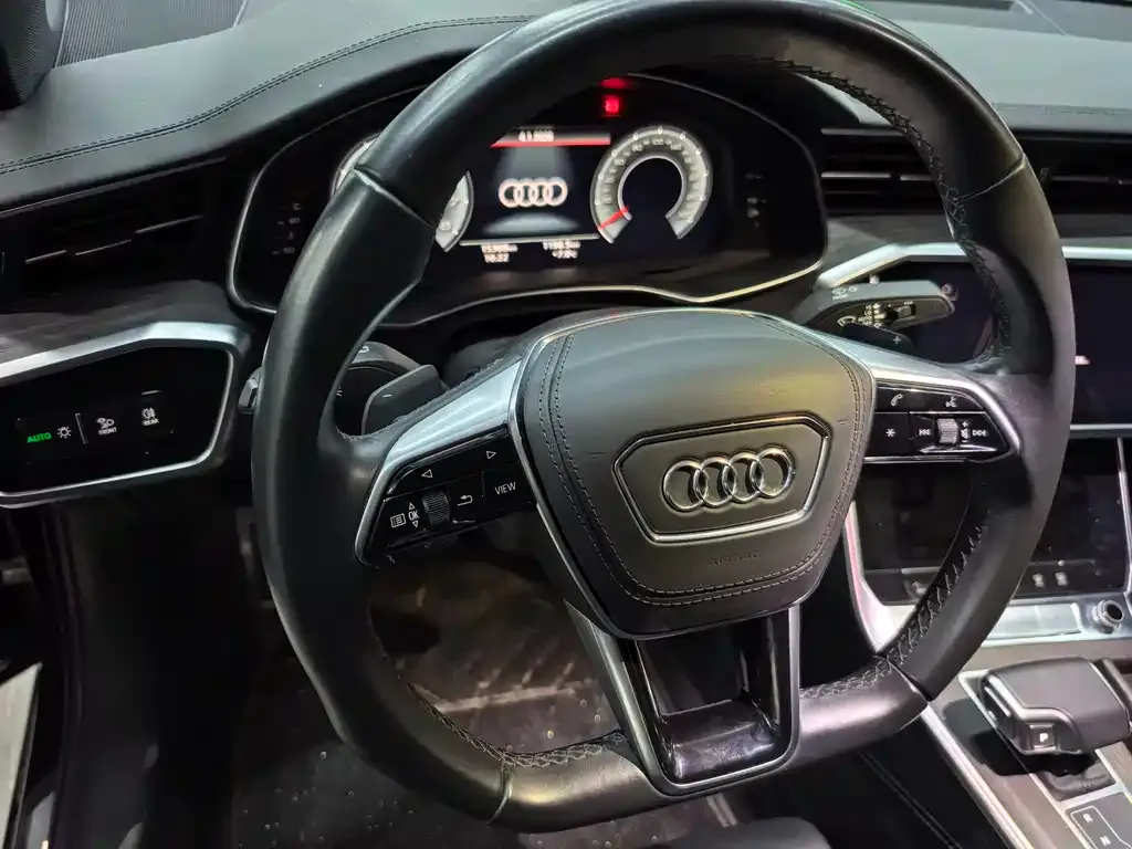 Audi A6L 2025 из CN, фото 2