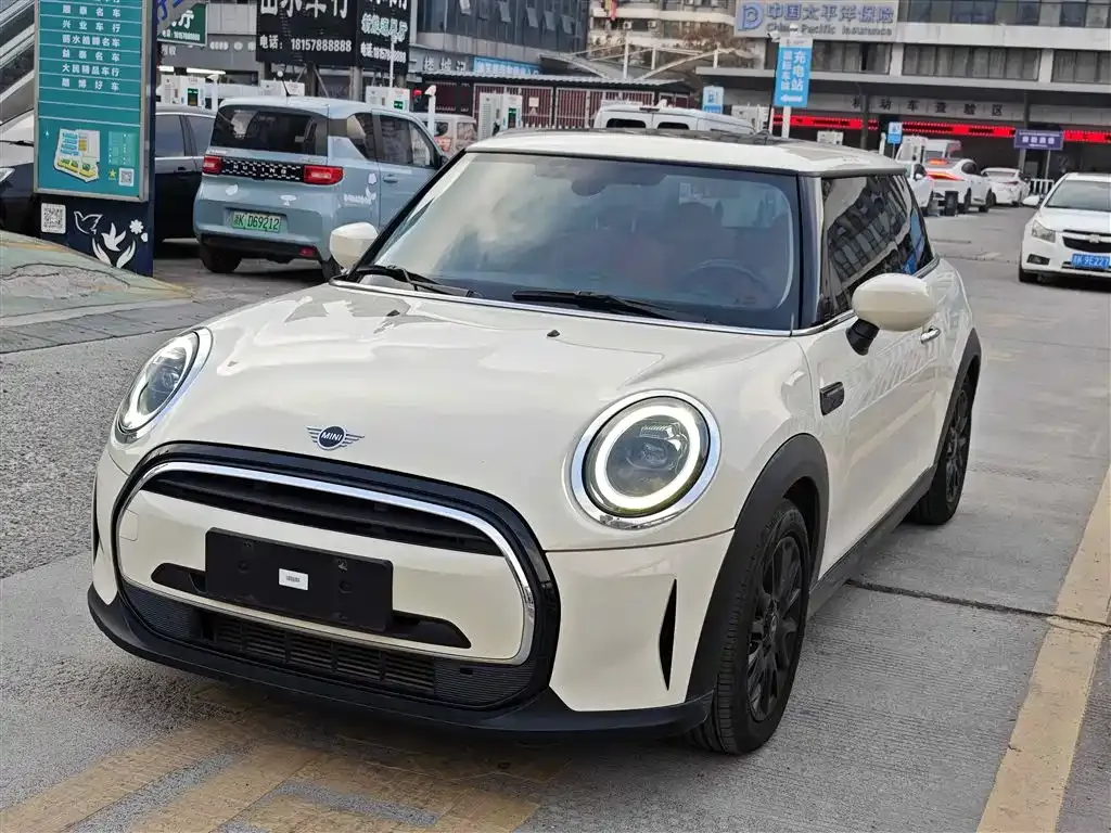 MINI Cooper (3-door) 2022 из CN, фото 1