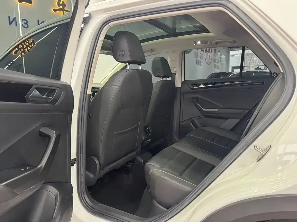 Volkswagen T-Roc 2022 из CN, фото 6
