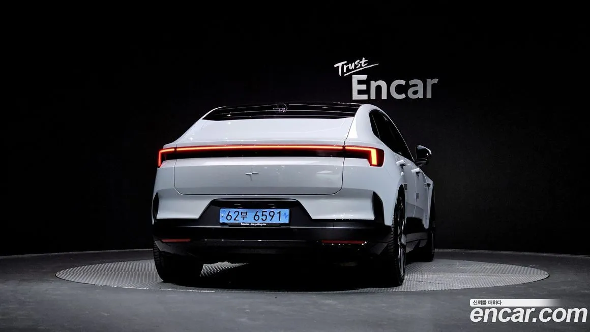 Polestar Polestar 4 — фото 4