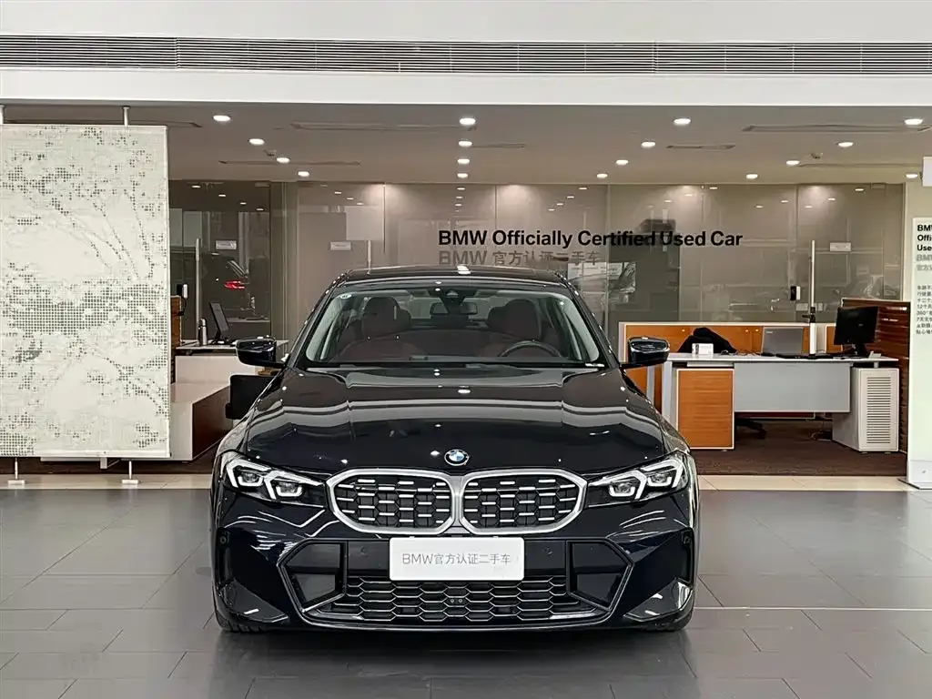BMW 3 Series 2024 из CN, фото 3