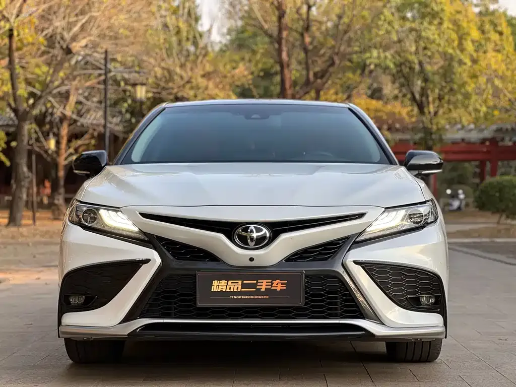 Toyota Camry 2022 из CN, фото 6