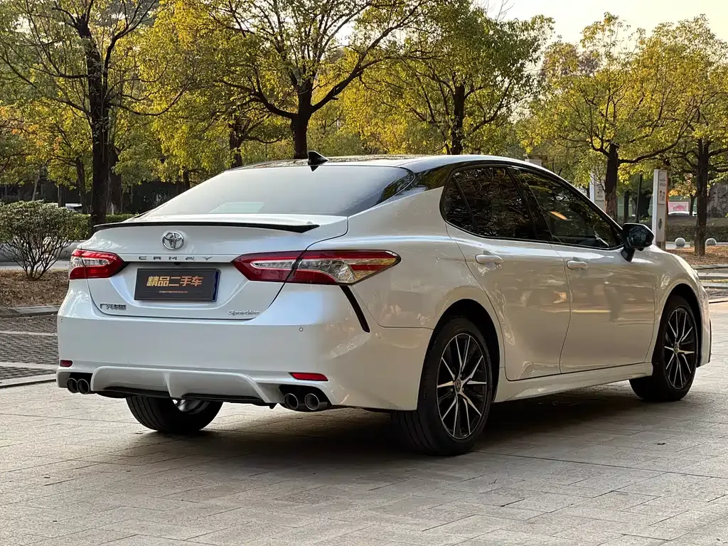 Toyota Camry 2022 из CN, фото 10