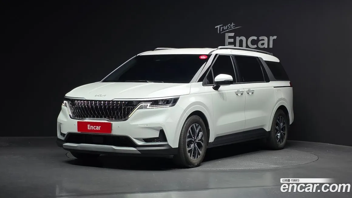 Kia Carnival 2023 из KR, фото 1