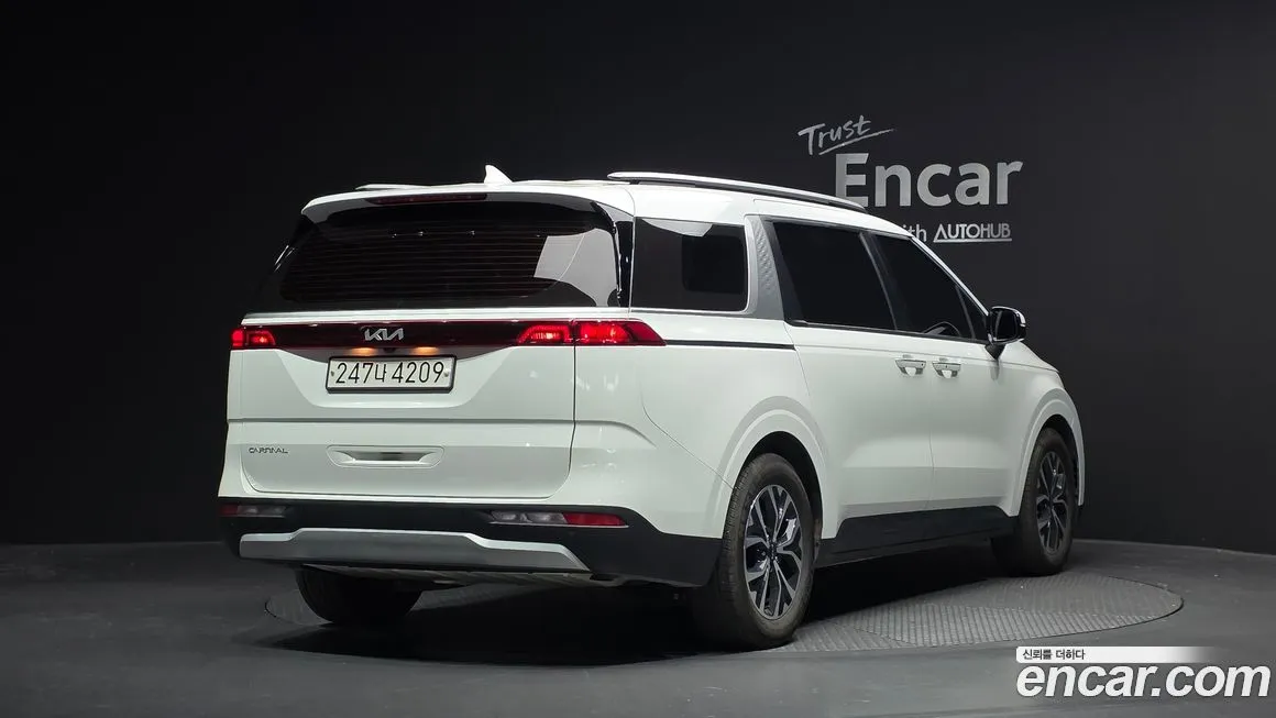 Kia Carnival 2023 из KR, фото 4