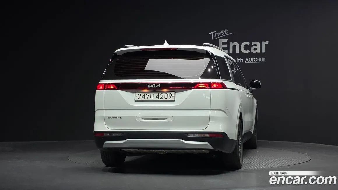Kia Carnival 2023 из KR, фото 3