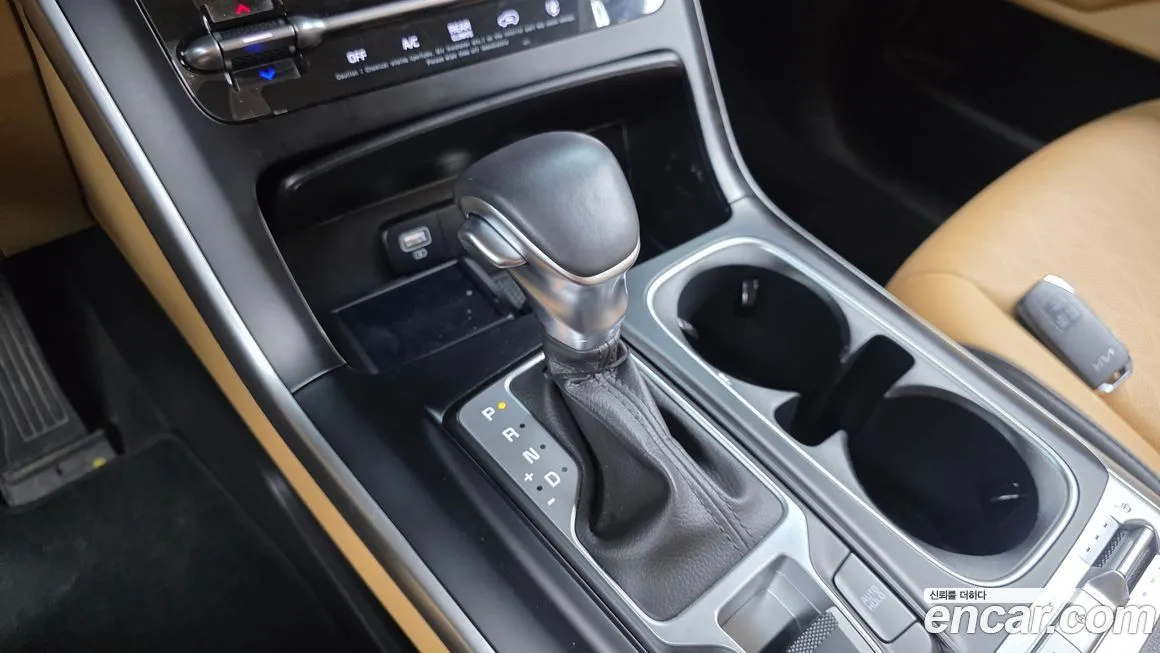 Kia Carnival 2023 из KR, фото 5