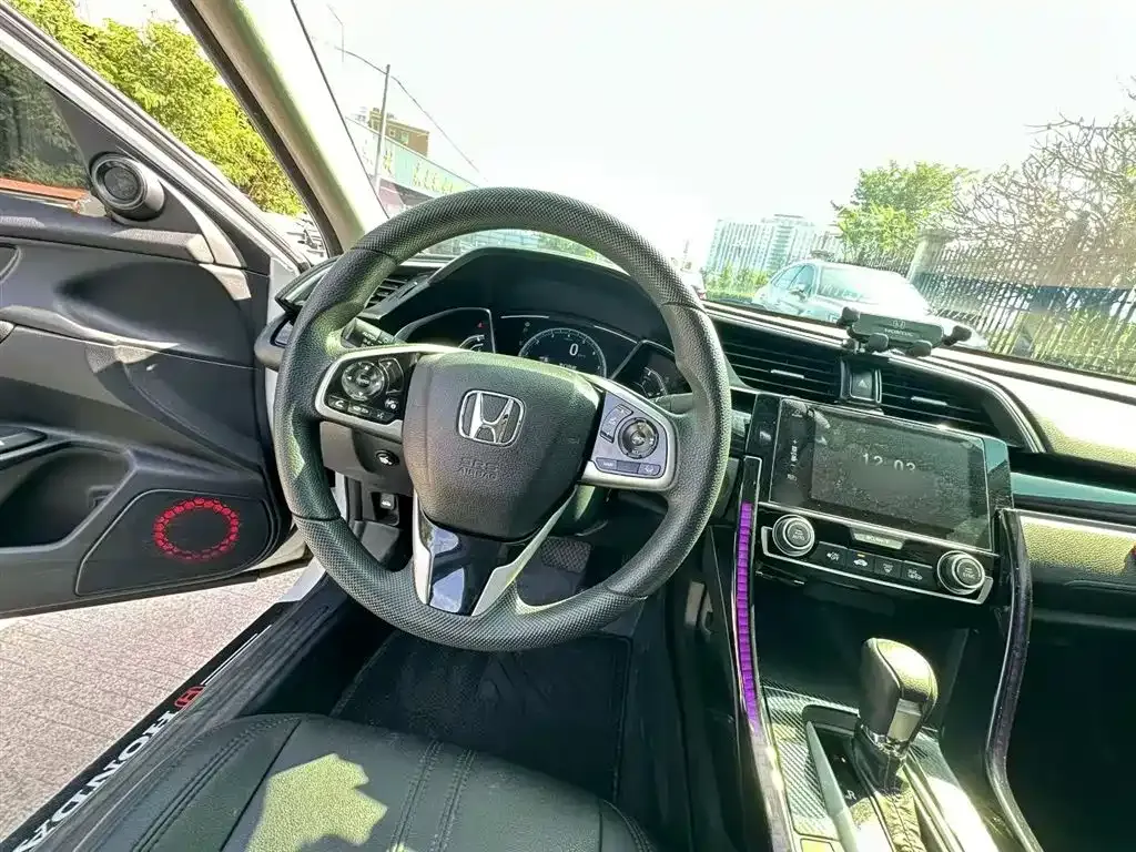 Honda Civic 2021 из CN, фото 10